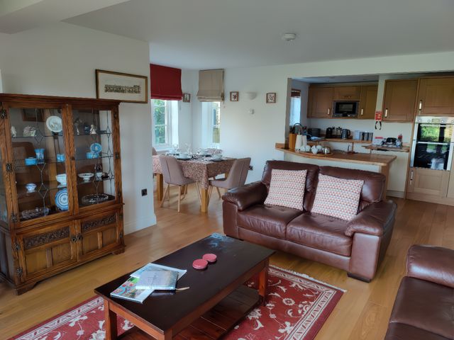 5 Burford Mews - 988757 - photo 4