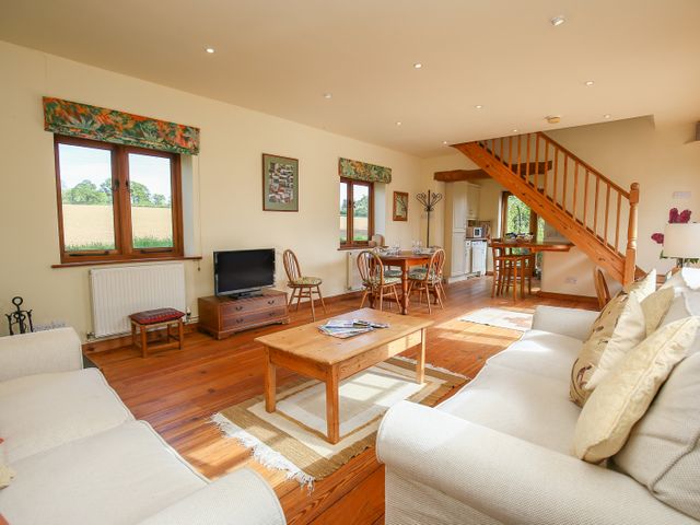 The Coach House - 988906 - photo 3