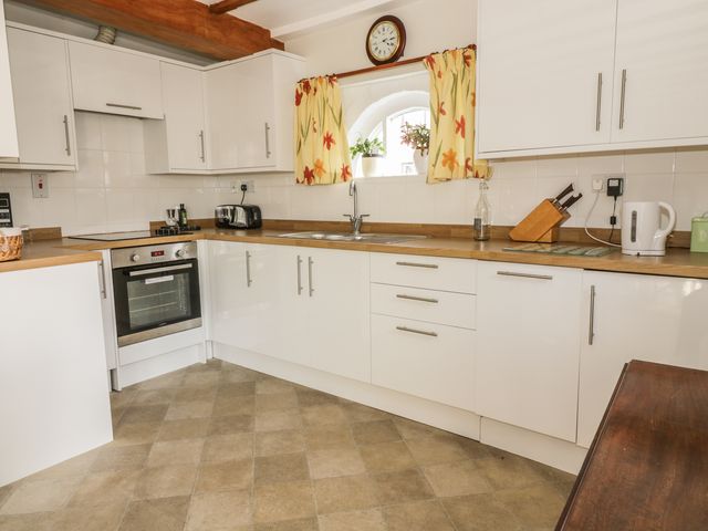 Stable Cottage - 989260 - photo 4