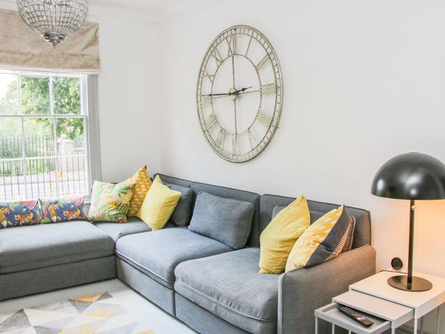 1 Reabrook Place - 989940 - photo 5