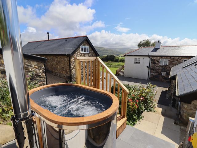 Bryn Eglwys Barn - 990708 - photo 2