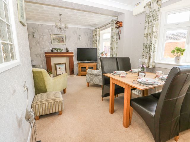Bumble Bee Cottage - 990946 - photo 4