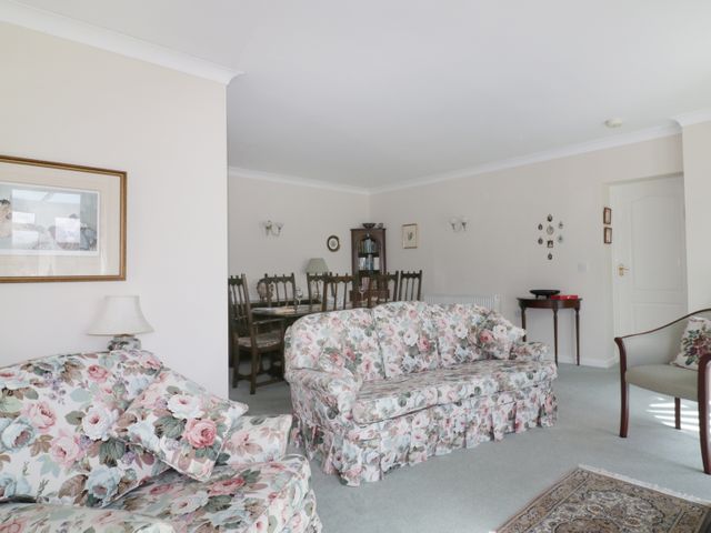 Sheila's Cottage - 991006 - photo 3
