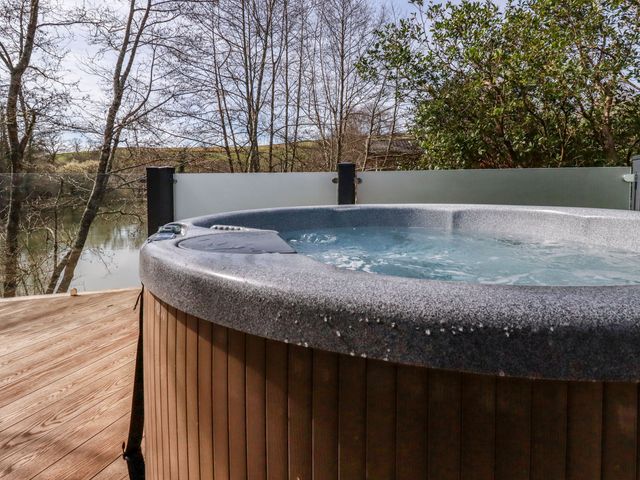 4 Water's Edge - 991450 - photo 2