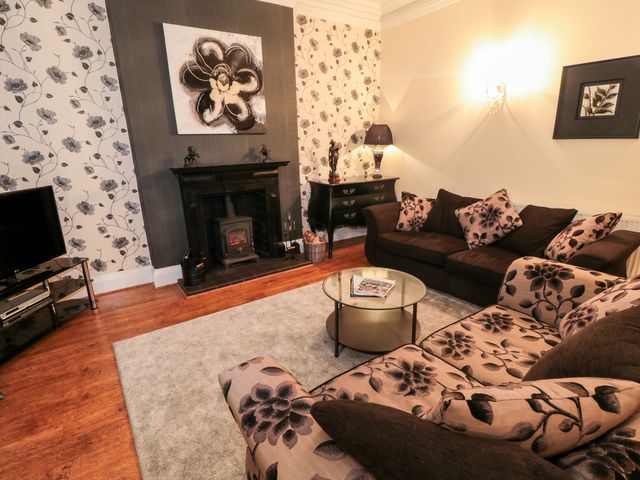 Sneaton Hall Apartment 4 - 991604 - photo 4