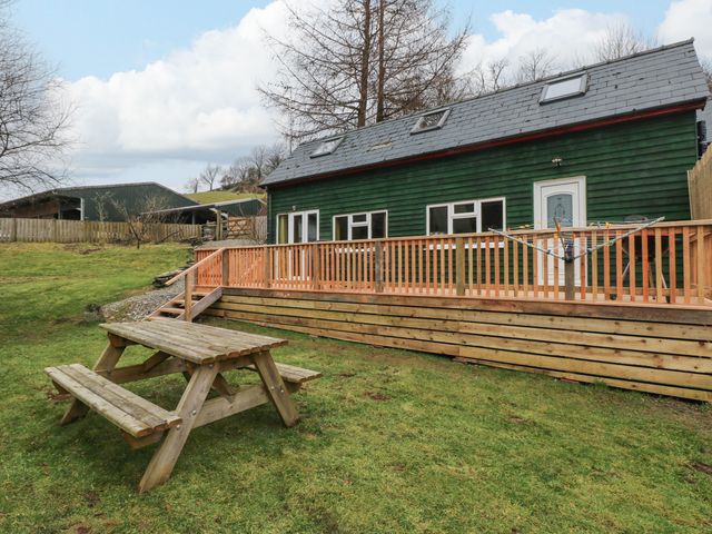 The Hen Pen - 992923 - photo 2