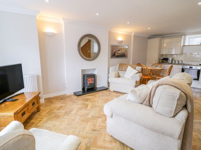 14 Tudno Street - 993448 - photo 5