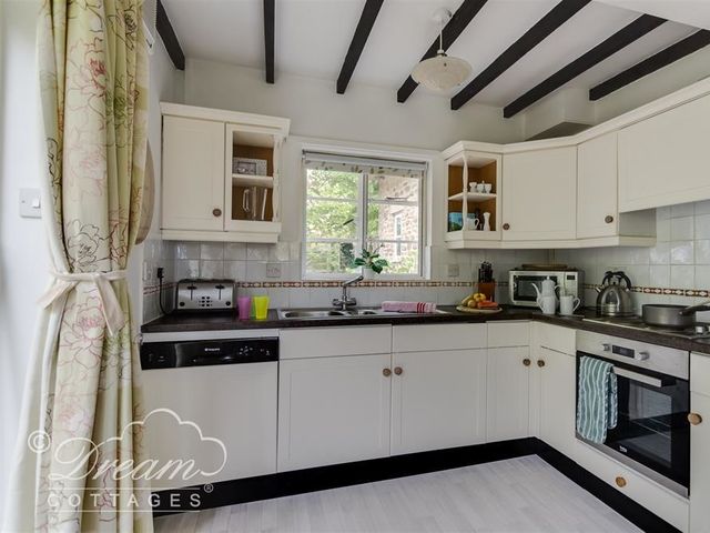 Little Berwick Cottage - 994004 - photo 3