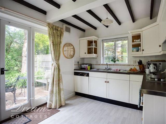 Little Berwick Cottage - 994004 - photo 4