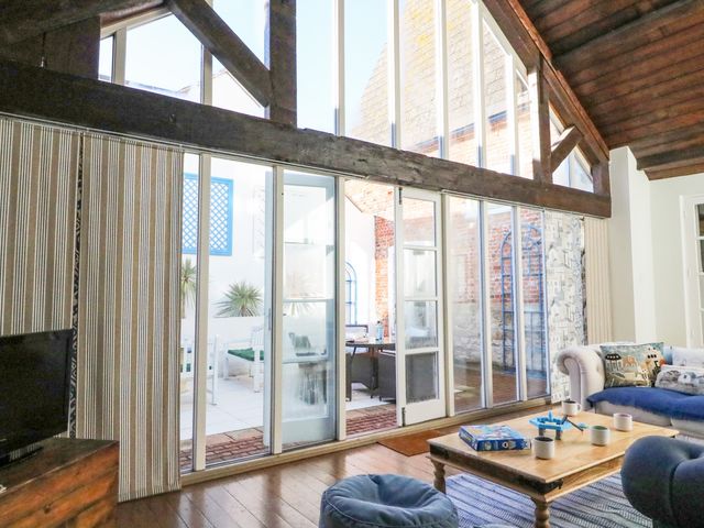The Oast House - 994443 - photo 2