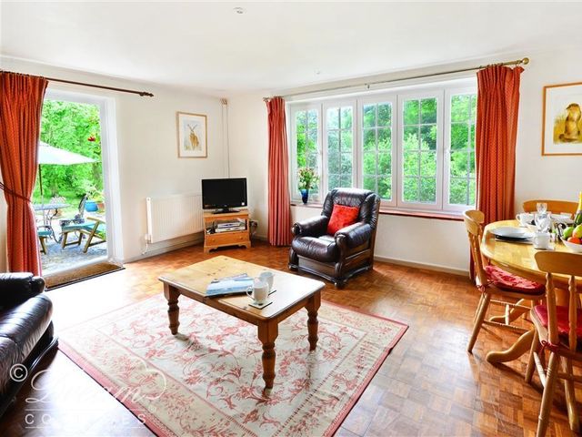 Sixpenny Cottage - 994658 - photo 4