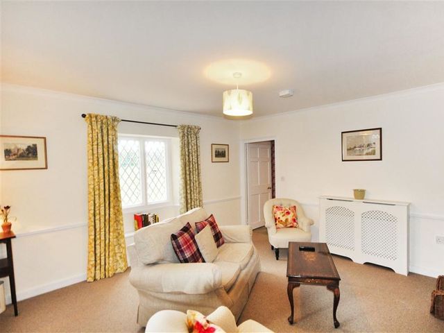 Warmwell Lodge - 994760 - photo 5