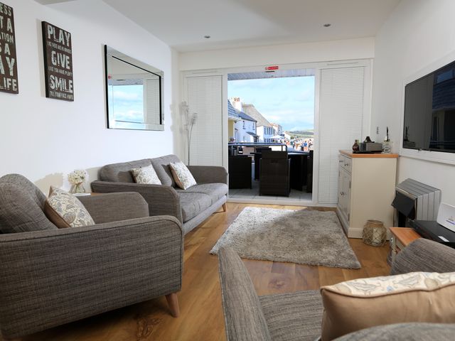 1 At The Beach - 994834 - photo 2