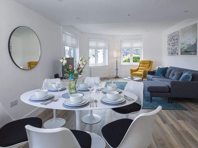 3 Church Hill House - 995004 - photo 5