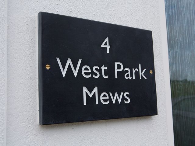 4 West Park Mews - 995090 - photo 3