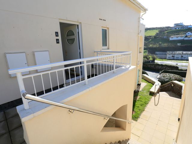 6 Chichester Court - 995123 - photo 3