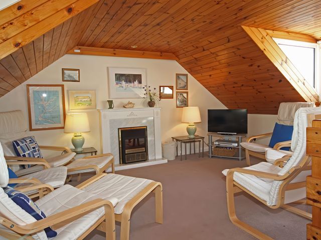 8 Church Street - 995178 - photo 5