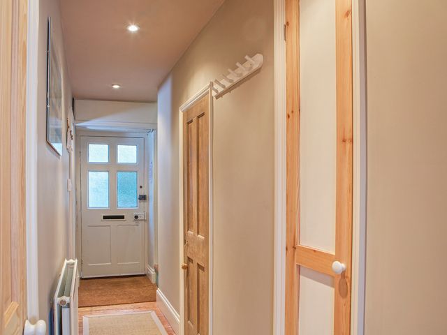 Lee Shore - 995564 - photo 2