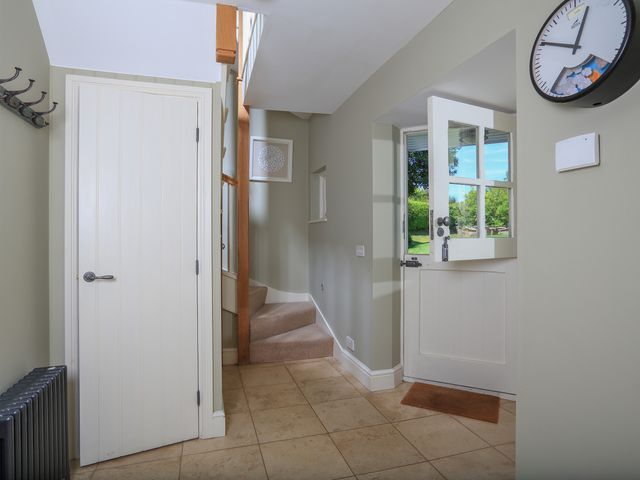 Warren Cottage - 995904 - photo 4