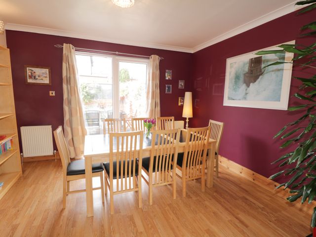 53 Burniston Road - 996330 - photo 5
