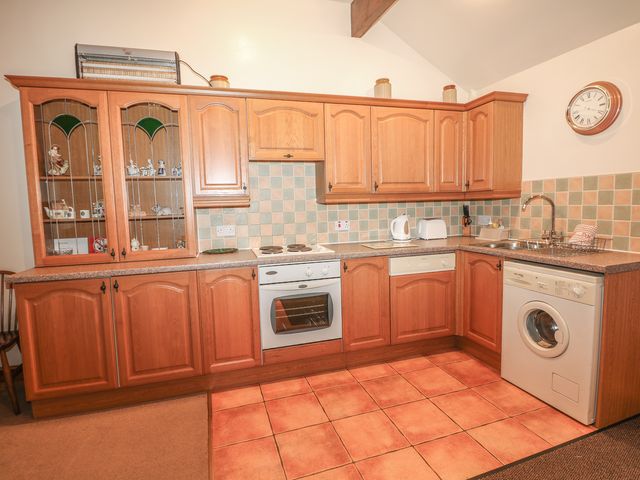 Piggery Place - 996655 - photo 4