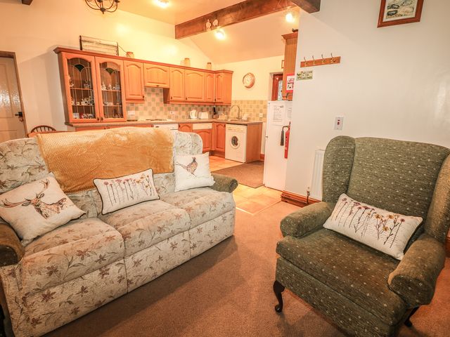 Piggery Place - 996655 - photo 3