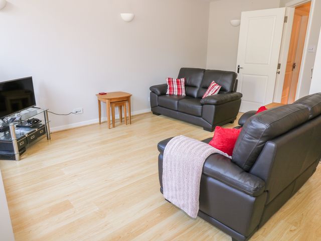 12 Keathbank Court - 997240 - photo 4