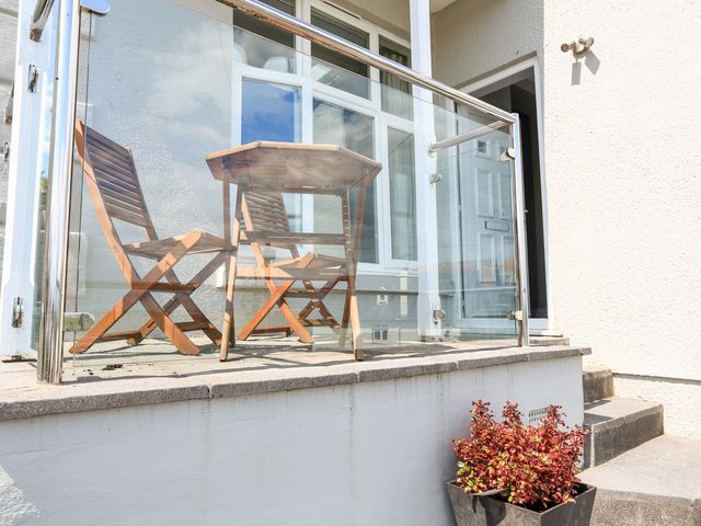 1 Lyndhurst - 997459 - photo 5