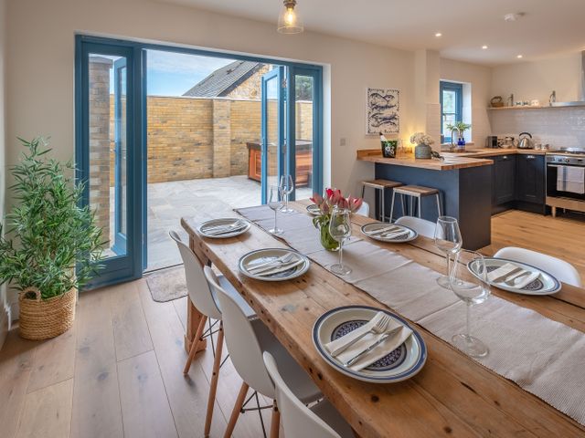 Crab Cottage - 998289 - photo 5