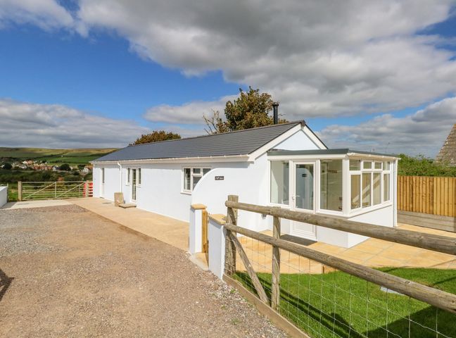 Cliff Barn photo 1