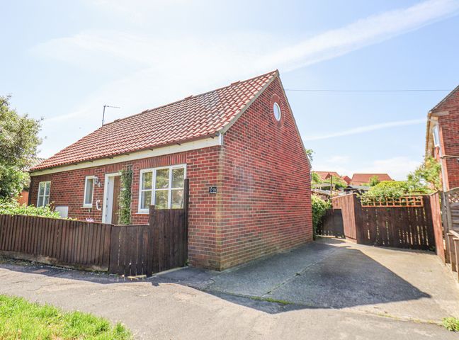 1A Police House photo 1