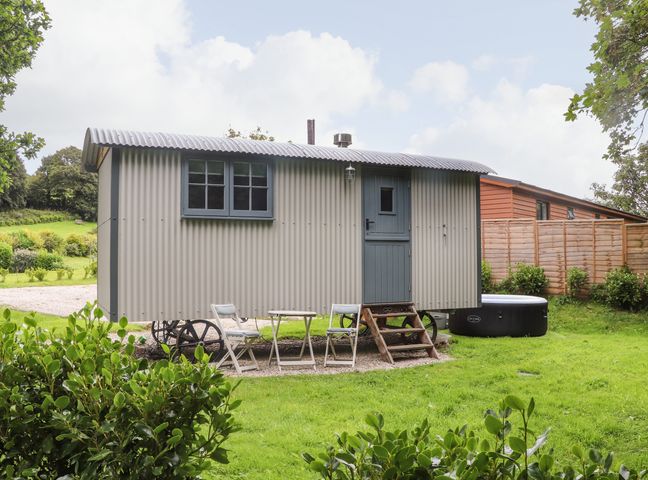 Godrevy Shepherds Hut photo 1