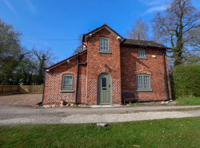 Canal Basin Cottage photo 1