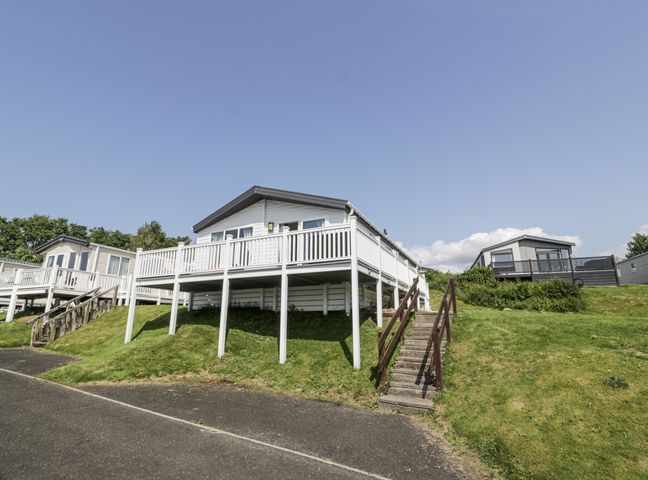 An outdoor view of houses on a hillside at Number 42 Wemyss Bay