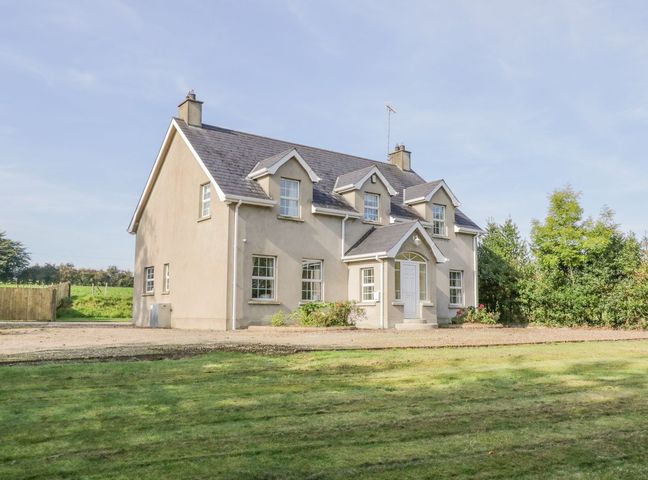 A house with yard at Craiglea Lodge in Coleraine