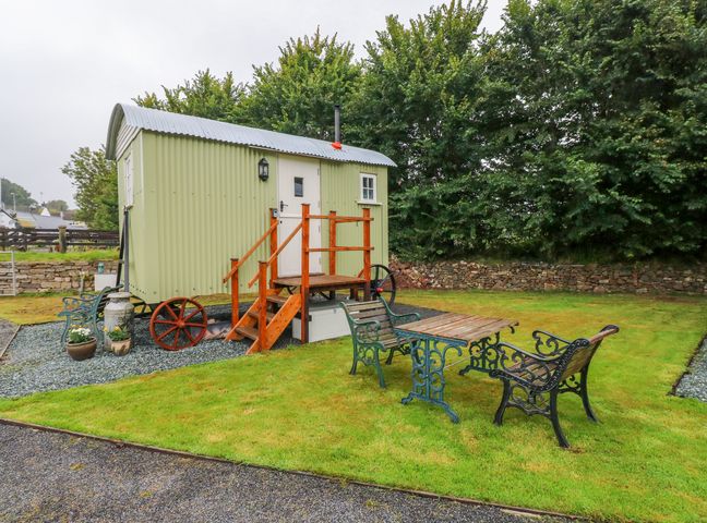 Shepherds Hut - The Hurdle photo 1