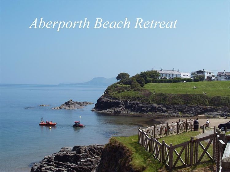 Beach Retreat | Aberporth | Self 
