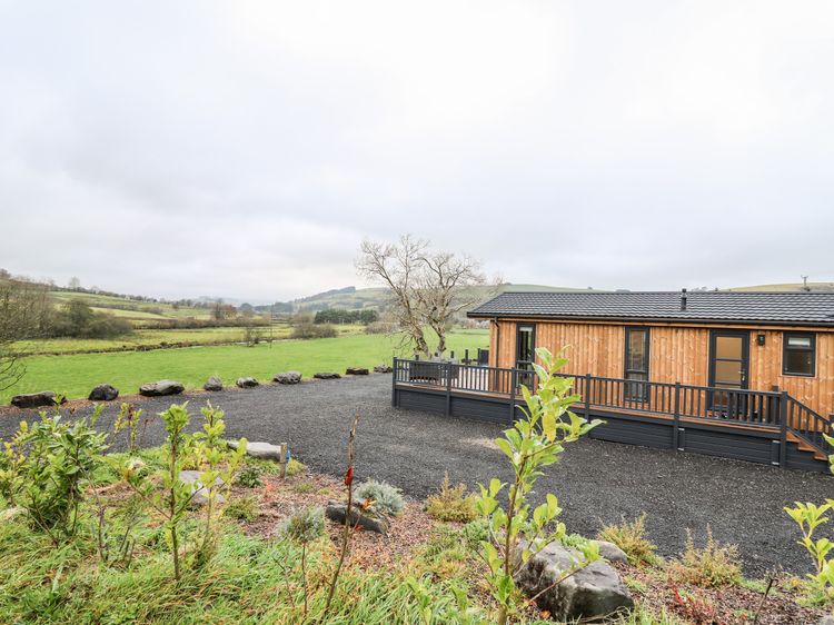 Sycamore Lodge Llangurig Neuadd ddu Self Catering Holiday