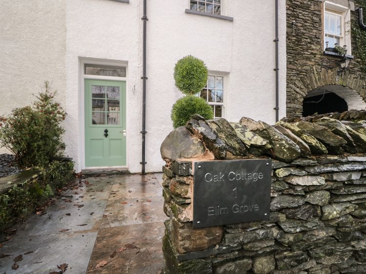 Windermere dog best sale friendly self catering