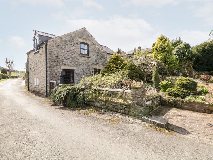 The Olde Coach House | Bradwell | Bradwell Dale | Peak District | Self  Catering Holiday Cottage