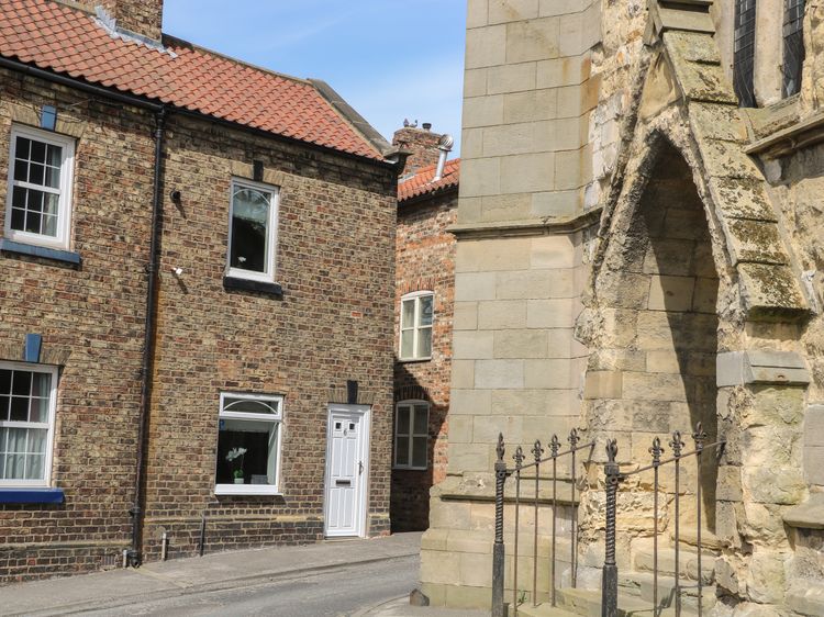 6 Church Hill | Malton | North York Moors And Coast | Self