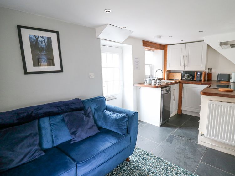 Penpwmp | Newport, Pembrokeshire | Newport /trefdraeth | Self