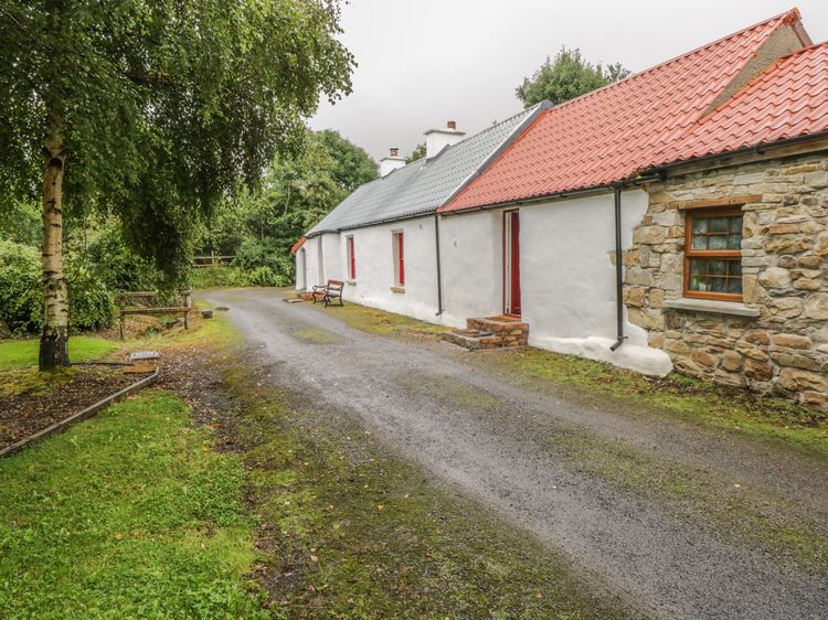 beautiful ireland cottages