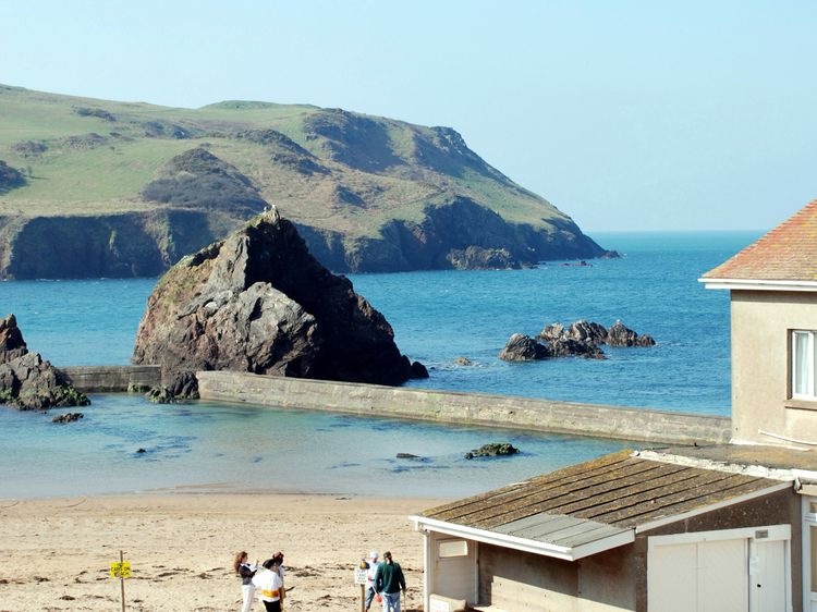 4 Armada House Hope Cove Devon Self Catering Holiday Cottage