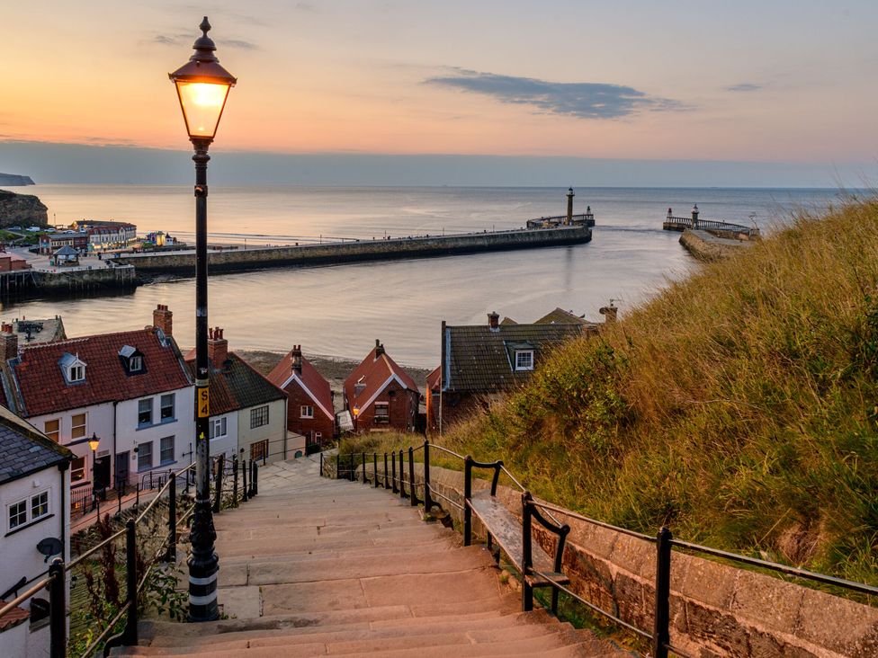 Fossil Cottage - North Yorkshire (incl. Whitby) - 1015799 - thumbnail photo 15