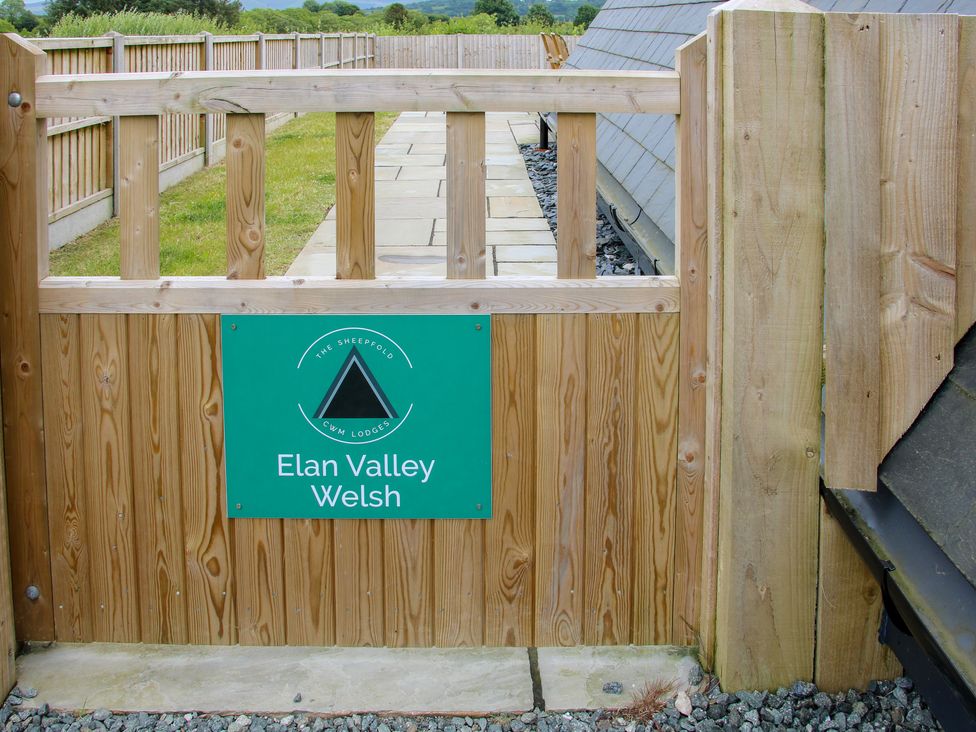 Elan Valley Welsh - The Sheepfold - Mid Wales - 1016592 - thumbnail photo 2