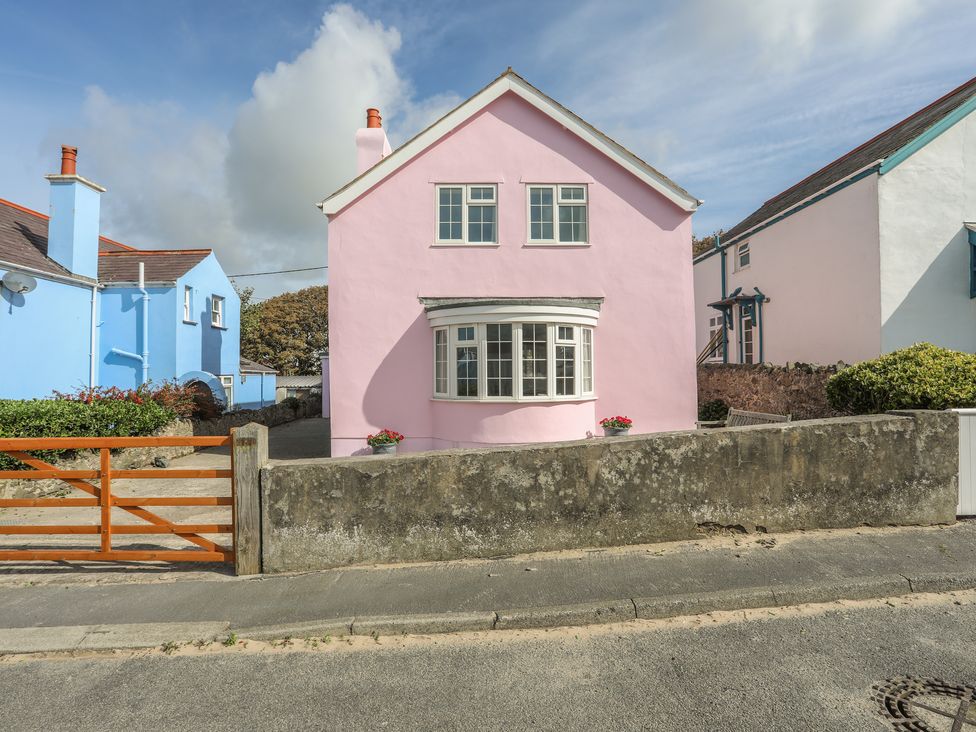 The Pink House - Anglesey - 1017927 - thumbnail photo 30