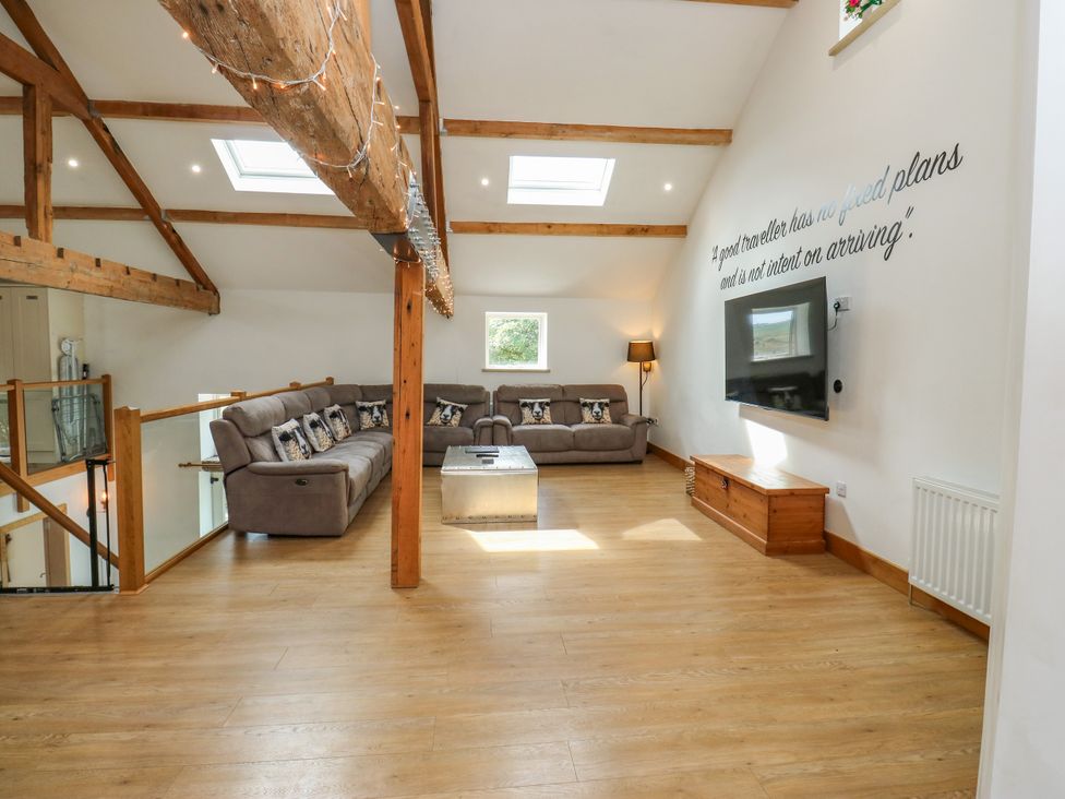 Upper House Barn (Saddleworth) - Peak District & Derbyshire - 1018433 - thumbnail photo 7
