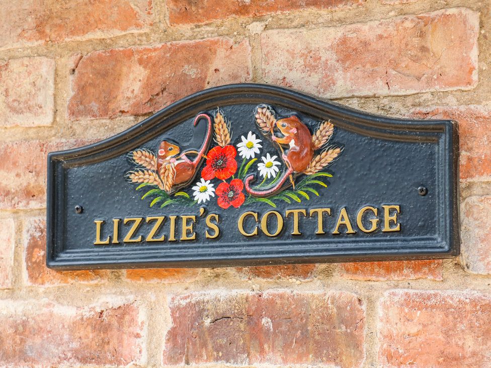 Lizzies Cottage - Lincolnshire - 1018898 - thumbnail photo 21