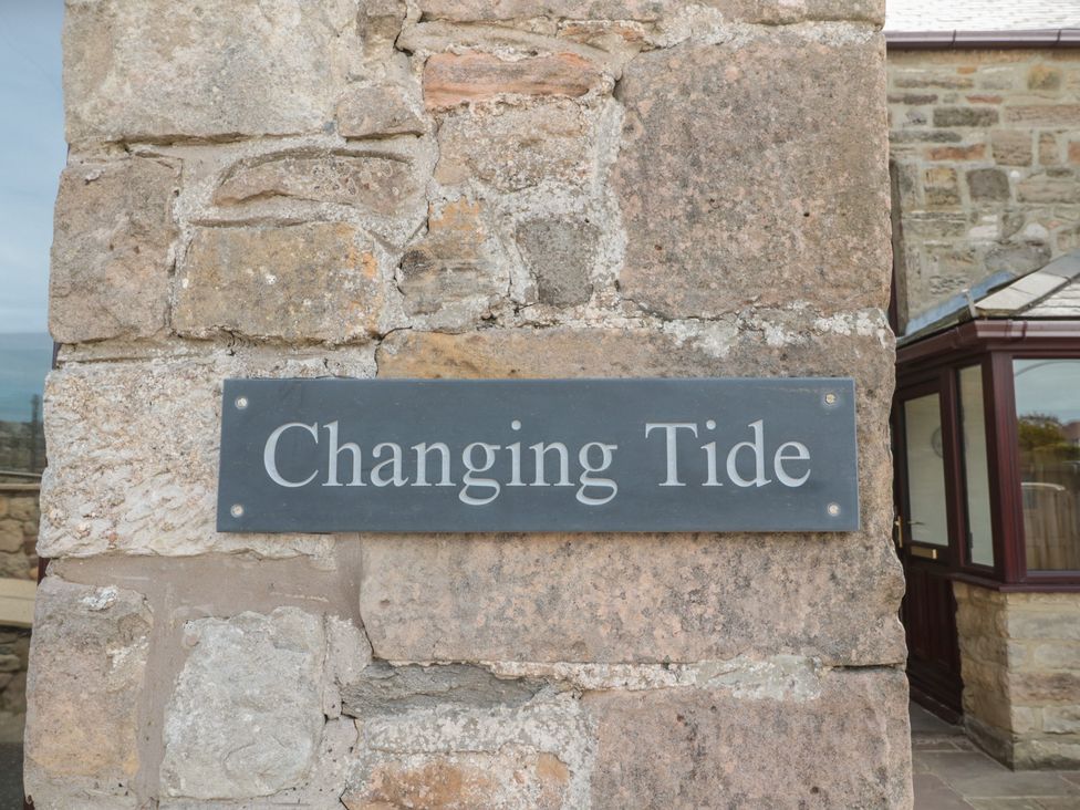 Changing Tide - Northumberland - 1019353 - thumbnail photo 2